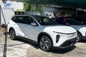 Limo Green chạy dịch vụ có tốt không? Tìm hiểu ưu điểm về chi phí vận hành, không gian 7 chỗ, khả năng di chuyển, thời gian sạc và lý do nhiều bác tài lựa chọn.